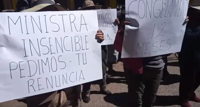 Protestaron frente a los bancos en Juliaca. Fuente: Video Radio Tv Perú.