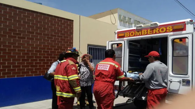 Tacna: Madre queda atrapada en ascensor de colegio [VIDEO]