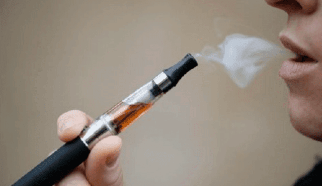 Minsa alerta sobre peligros de cigarrillos electrónicos con saborizantes