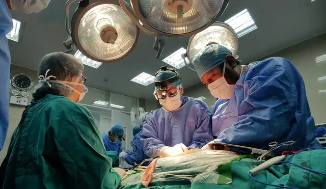 Almenara capacita a especialistas en avances en trasplante intestinal