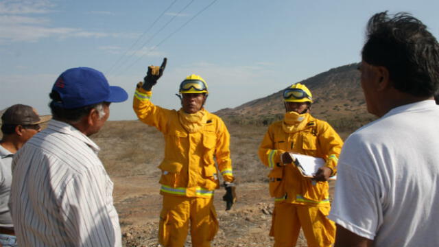 Forman brigadas comunales contra incendios forestales