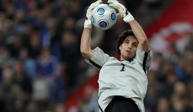 Pedro Gallese, portero de la selección peruana, recibió todo tipo de elogios por parte del uruguayo Fabián Carini.
