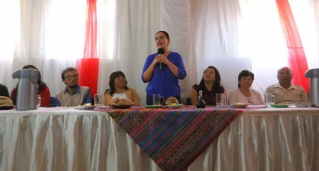 Cusco: Verónika Mendoza participó en desayuno electoral junto a sus candidatos [FOTOS]