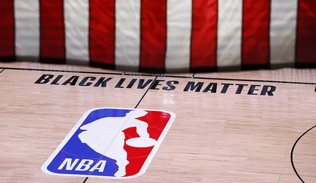 NBA anuncia la suspensión de los juegos de HOY tras protesta de los jugadores de Bucks. Foto: AFP