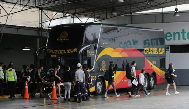 Un total de seis rutas fueron canceladas, tanto de ida como de vuelta. Foto: John Reyes / La República