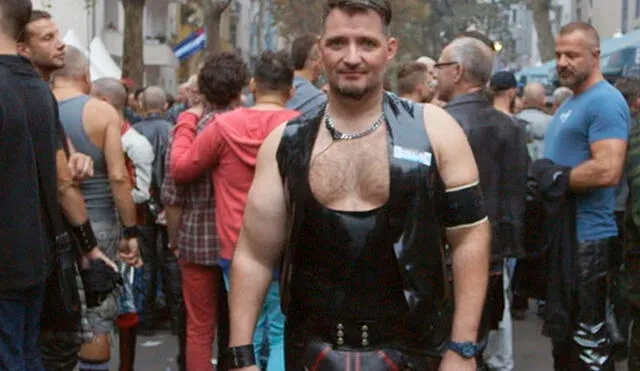 Micha de 45 años en la popular fiesta leather gay de San Francisco. Foto: Vice en Español.