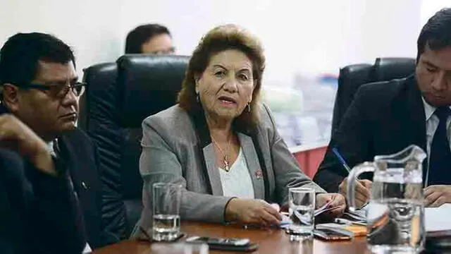 Alcaldesa de Arequipa señala que Dirección de Cultura no permite hacer obras