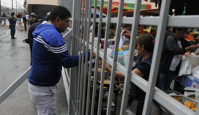más orden. Más de 5 mil ambulantes fueron desalojados de la vía de Lima Metropolitana.