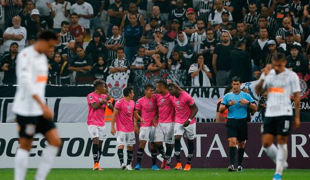 Sigue aquí EN VIVO ONLINE el partido entre Independiente del Valle y Corinthians por el pase a la final de la Copa Sudamericana 2019. | Foto: EFE