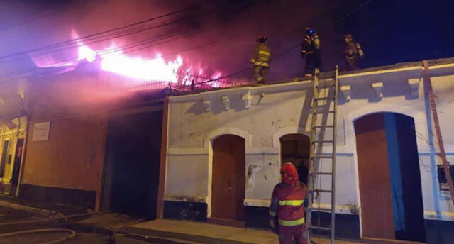 Bomberos trabajaron varias horas para sofocar incendio en la zona de María Isabel en el Cercado.