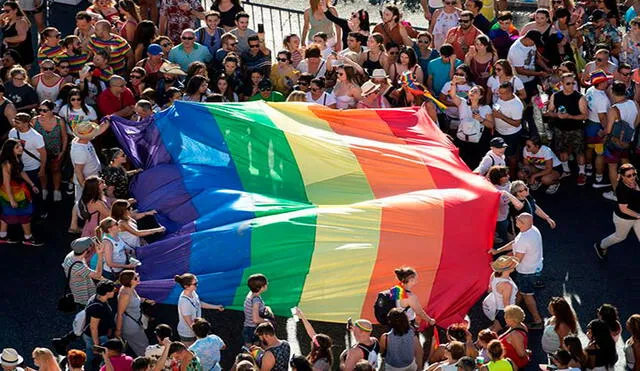 La decisión fue anunciada en el marco del mes del orgullo LGTBI, que cada año celebran decenas de miles de personas en Tel Aviv, Israel. Foto: EFE (referencial)
