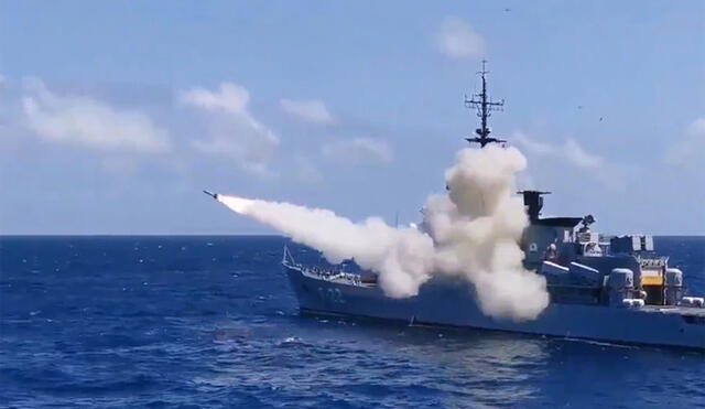 Desde aguas de la isla de La Orchila se lanzó el poderoso misil Otomat. Foto: FANB