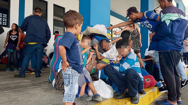 Ocho niños venezolanos llegan al Perú sin familia