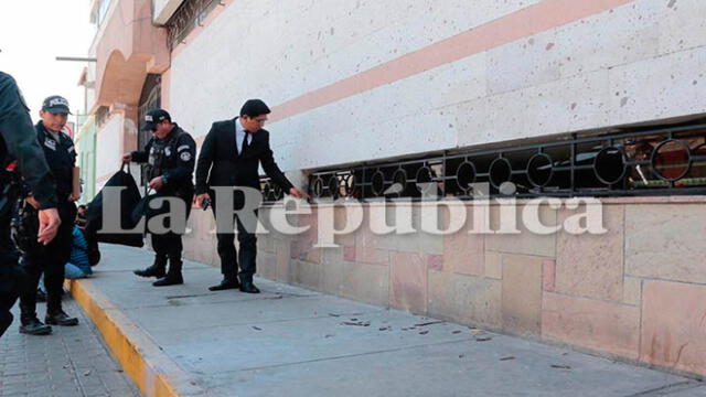Estallido rompió algunos vidrios de la municipalidad de Arequipa