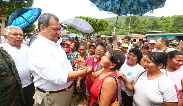 Entregan ayuda humanitaria a damnificados por inundaciones en San Martín