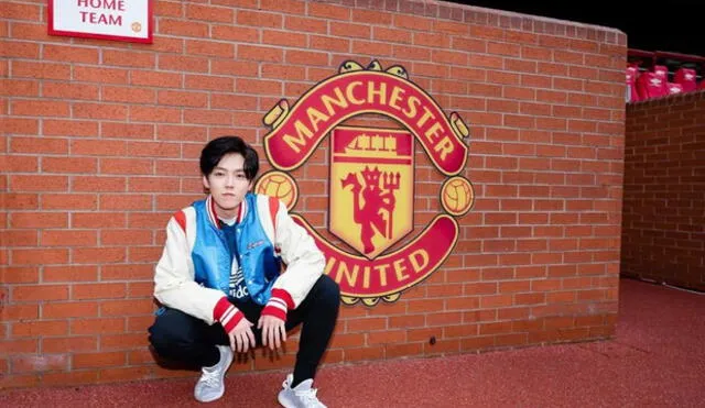 LuHan en el centro de entretenimiento de Manchester United