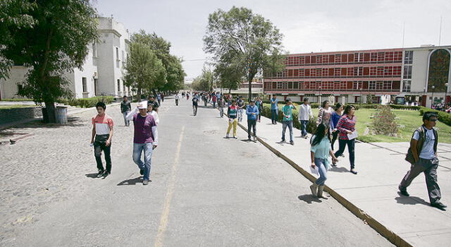 Arequipa: Unsa dio 150 nombres para que se investigue la filtración de examen