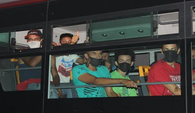 Varios venezolanos volvieron a sus hogares desde Cali. Foto: EFE