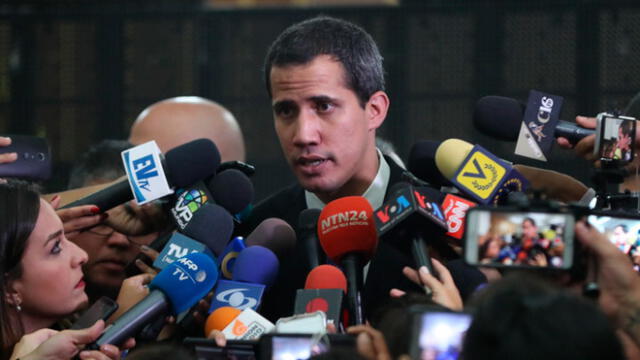 Guaidó niega negociaciones con gobierno de Maduro, pero habla de "mediación"