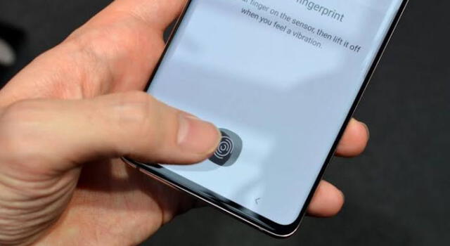 Sensor de huellas dactilar del Samsung Galaxy S10.