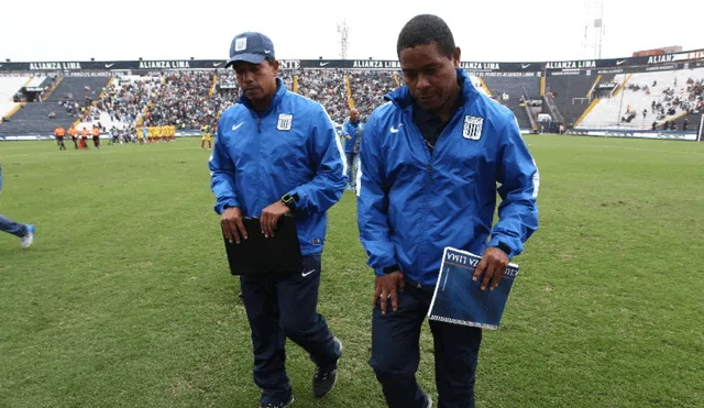 Alianza Lima: Roberto Holsen analizó la propuesta de juego de Pablo Bengoechea. Foto: Líbero