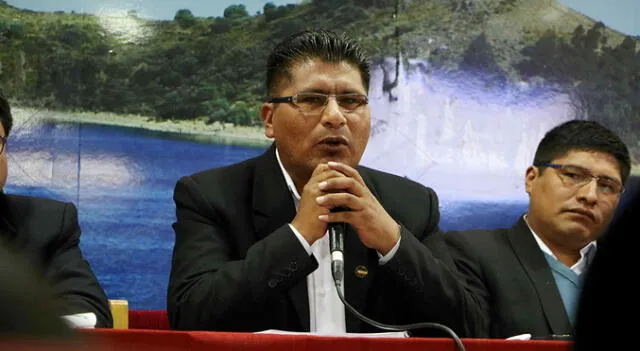 Walter Aduviri, actual gobernador de Puno, no acudió a la diligencia judicial por lo que el juez girará una orden de captura en su contra.