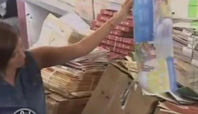 Lluvia estropea material educativo abandonado en un almacén de Chiclayo | VIDEO