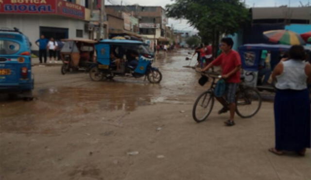 Nuevo desborde del río Huaycoloro inunda las calles de San Juan de Lurigancho