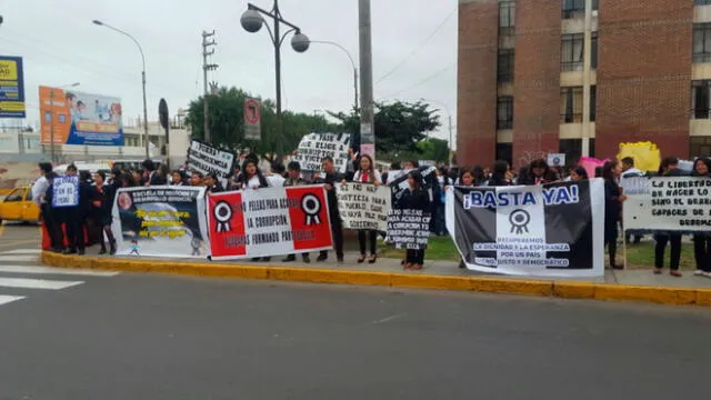 Trujillo y Chiclayo registraron nuevas marchas anticorrupción [VIDEO]