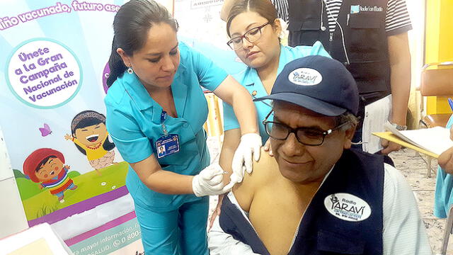 Vacunación contra aumento de males respiratorios en Arequipa 