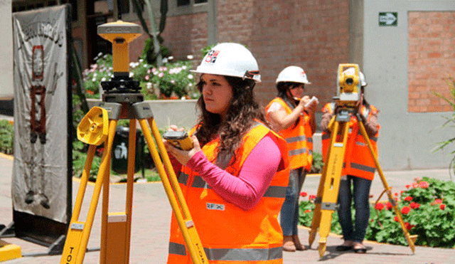 Solo 23 % de mujeres estudian Ingeniería en Lima Norte
