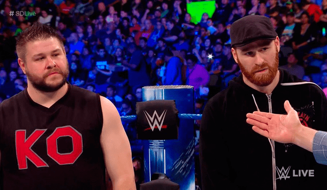 WWE: Daniel Bryan despide a Kevin Owens y Sami Zayn pero recibe brutal paliza [VIDEO]