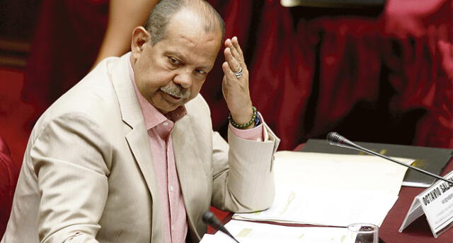 Prófugo general PNP Debenedetti confesó que Octavio Salazar le autorizó gastar dinero