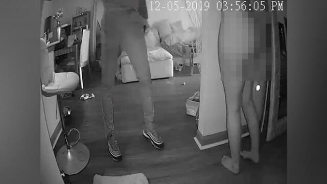 Mujer desnuda enfrentó a ladrón armado que entró a su casa mientras dormía [VIDEO] 