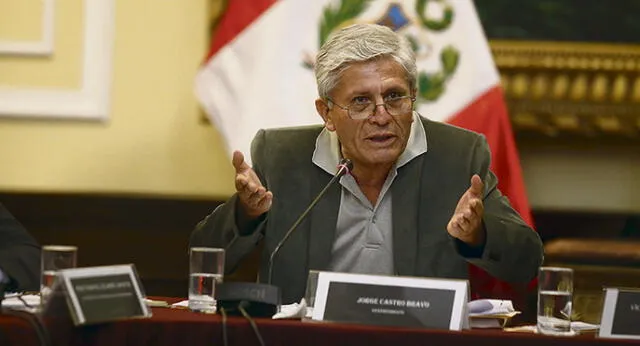 Jorge Castro: "Se le complica el panorama al gobernador de Tacna"  