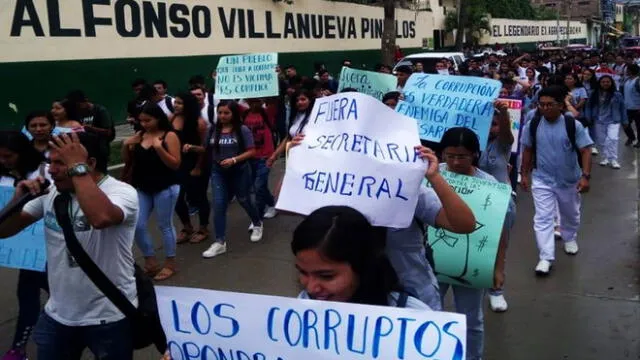 Cajamarca: estudiantes marcharon contra actos de corrupción en la UNJ