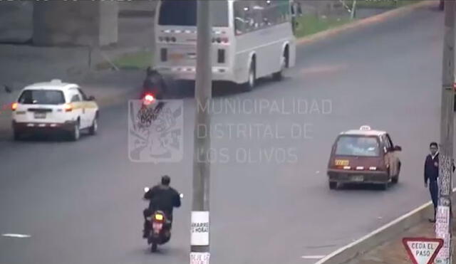 Los Olivos: la impresionante persecución a dos delincuentes en moto [VIDEO]