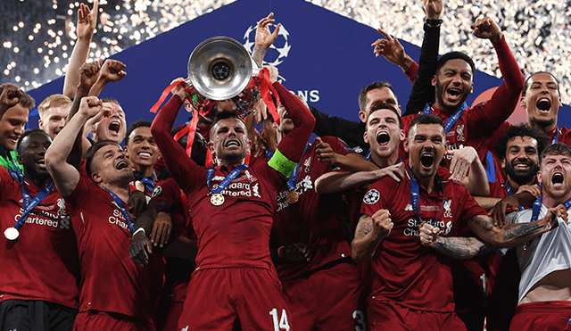 Liverpool, actual campeón de la Champions League, marcha tercero.