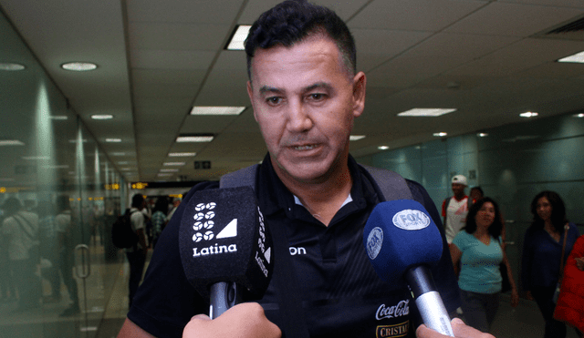 Daniel Ahmed cerca de Alianza Lima.