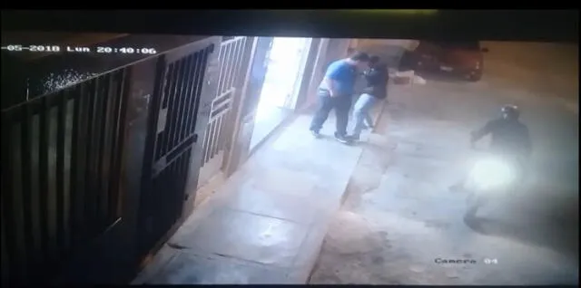 Chiclayo: “Marcas” asaltan a policía y le roban 15,000 soles [VIDEO]