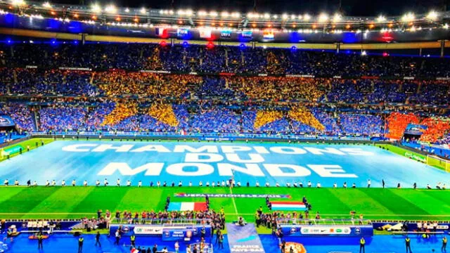 Francia vs Holanda: 'galos' fueron recibidos con un espectacular mosaico tras conseguir su segundo Mundial [VIDEO]