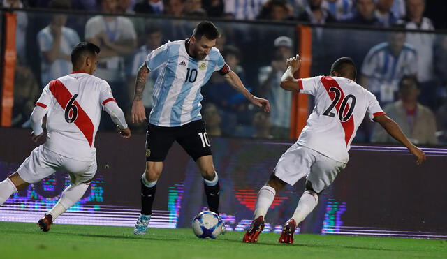 El partido entre Perú y Argentina está programada para este martes 17 de noviembre en el Estadio Nacional de Lima. Foto: EFE