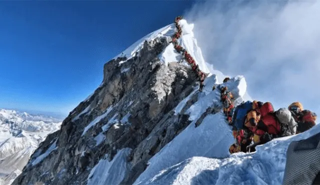 Mueren otros dos alpinistas en el Everest: Asciende a 10 los fallecidos en esta temporada