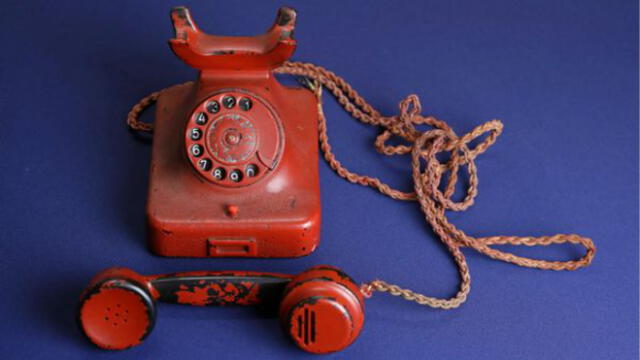 Venden teléfono que perteneció a Adolf Hitler por US$ 243 mil | FOTO