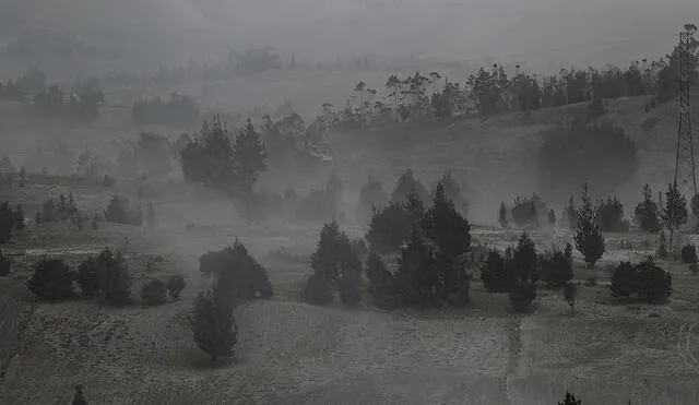 El volcán Sangay se ecnuentra aen actividad desde el 20 de setiembre. Foto: EFE