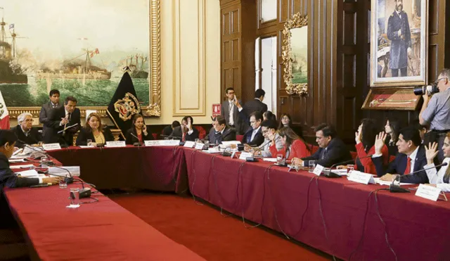 El congreso fujimorista acelera la denuncia contra el fiscal Pablo  Sánchez