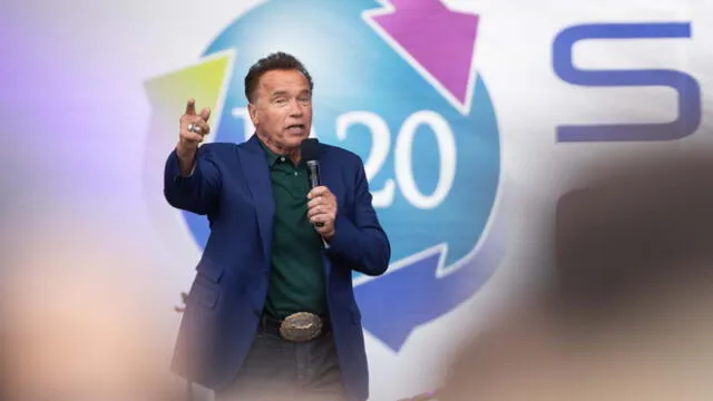 Arnold Schwarzenegger se dirige a la Cumbre Mundial austríaca de las Regiones de Acción Climática R20 en Viena, Austria, el 28 de mayo de 2019.