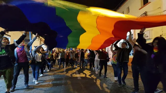 Marcha del Orgullo LGTBI: Así se desarrolla en Arequipa [EN VIVO]
