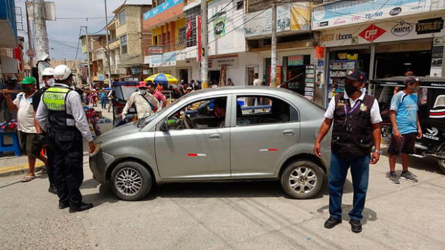 Intervienen vehículos en la ciudad de Tumbes por incumplir ordenanza.