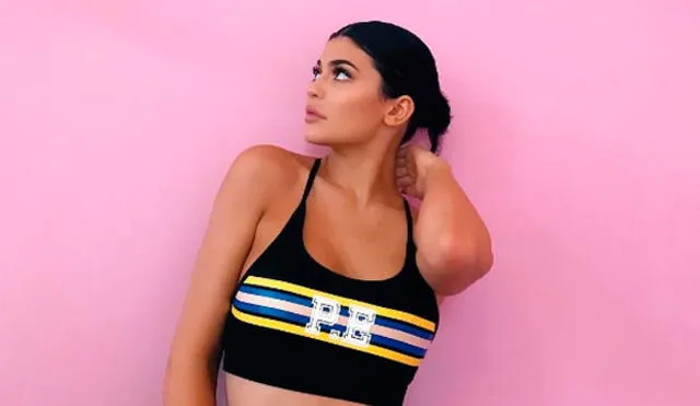 Kylie Jenner hace de las suyas en hotel de Cusco y comparte foto en diminuta prenda